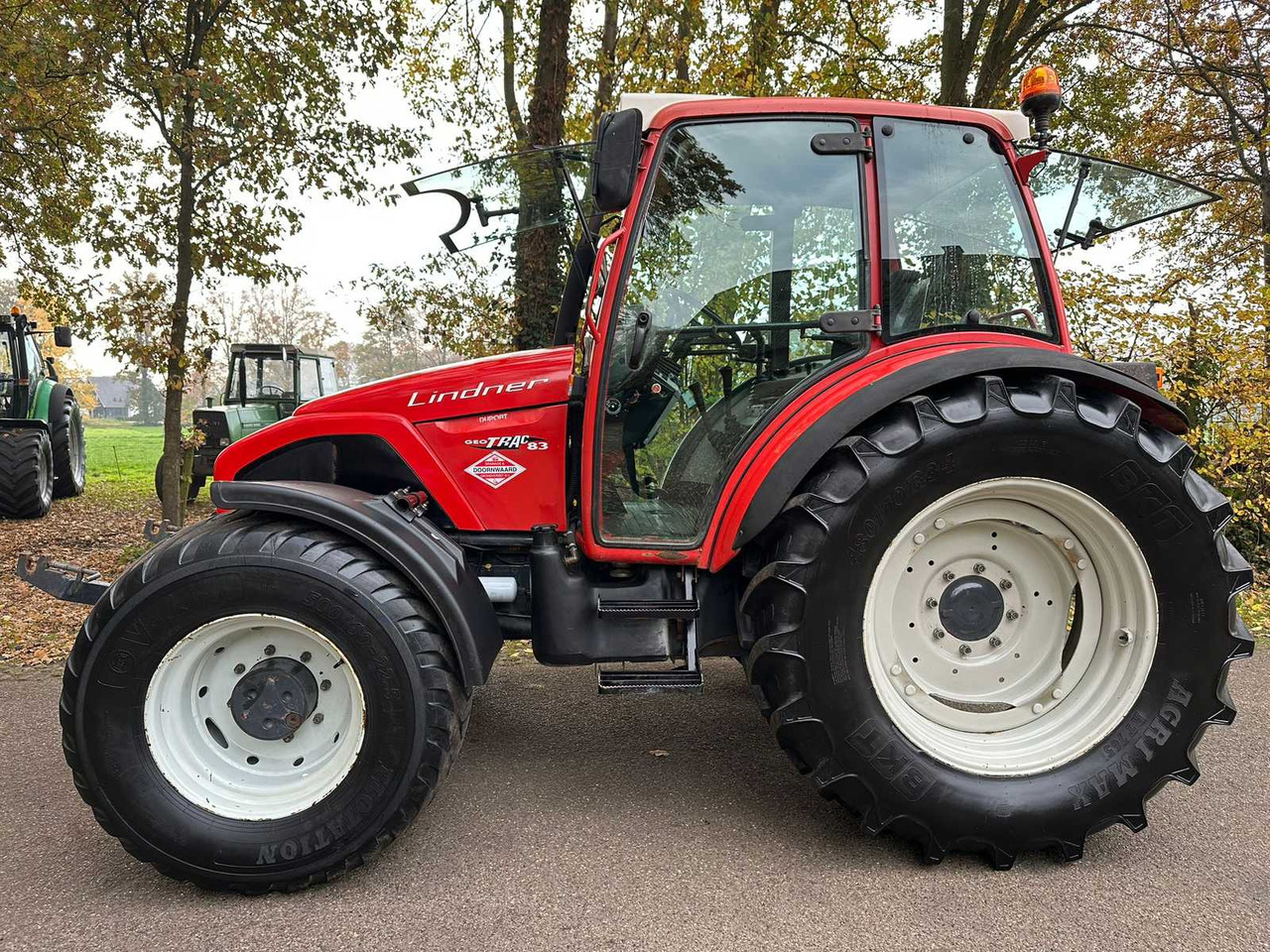 2004 LINDNER GEOTRAC 83 ALL-WHEEL DRIVE FARM TRACTOR - Tracteur agricole: photos 3 2004 LINDNER GEOTRAC 83 ALL-WHEEL DRIVE FARM TRACTOR - Tracteur agricole: photos 3