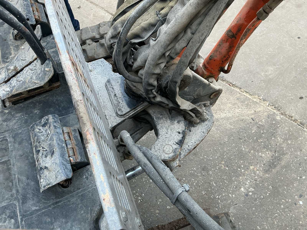 Pelle 2006 HITACHI ZX18 CRAWLER EXCAVATOR: photos 25