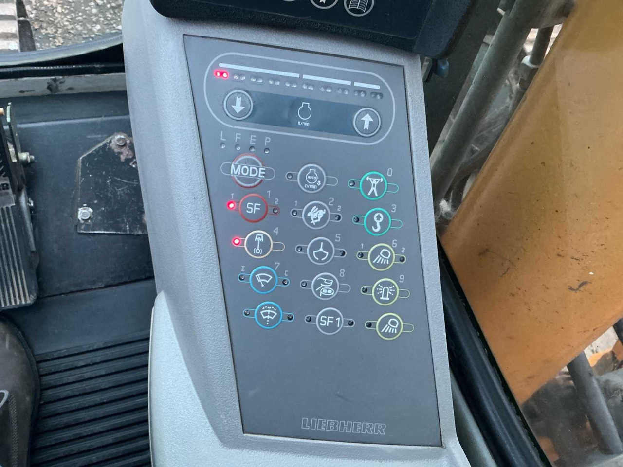 Pelle 2006 LIEBHERR R944C HDSL LITRONIC CRAWLER EXCAVATOR: photos 47