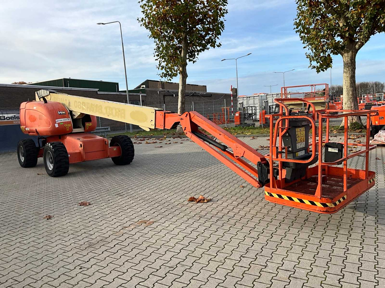 2010 JLG 660SJG BOOM LIFT 4X4 - Nacelle: photos 5 2010 JLG 660SJG BOOM LIFT 4X4 - Nacelle: photos 5