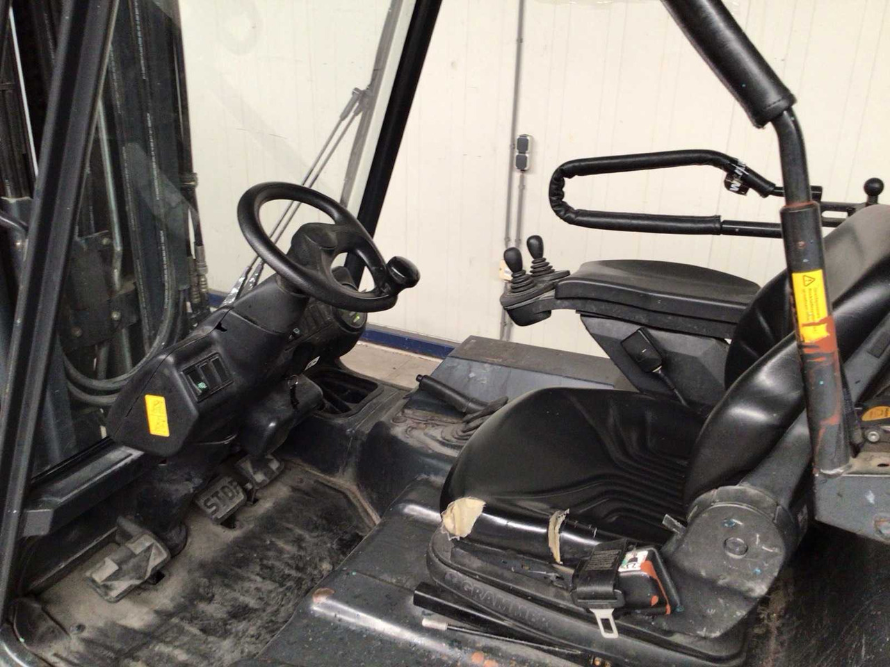 Chariot élévateur 2011 LINDE E30-03/600 FORKLIFT: photos 8 Chariot élévateur 2011 LINDE E30-03/600 FORKLIFT: photos 8