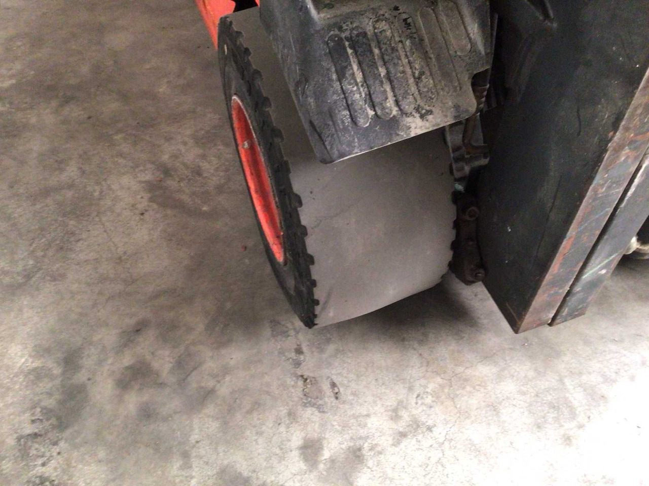 Chariot élévateur 2011 LINDE E30-03/600 FORKLIFT: photos 12 Chariot élévateur 2011 LINDE E30-03/600 FORKLIFT: photos 12