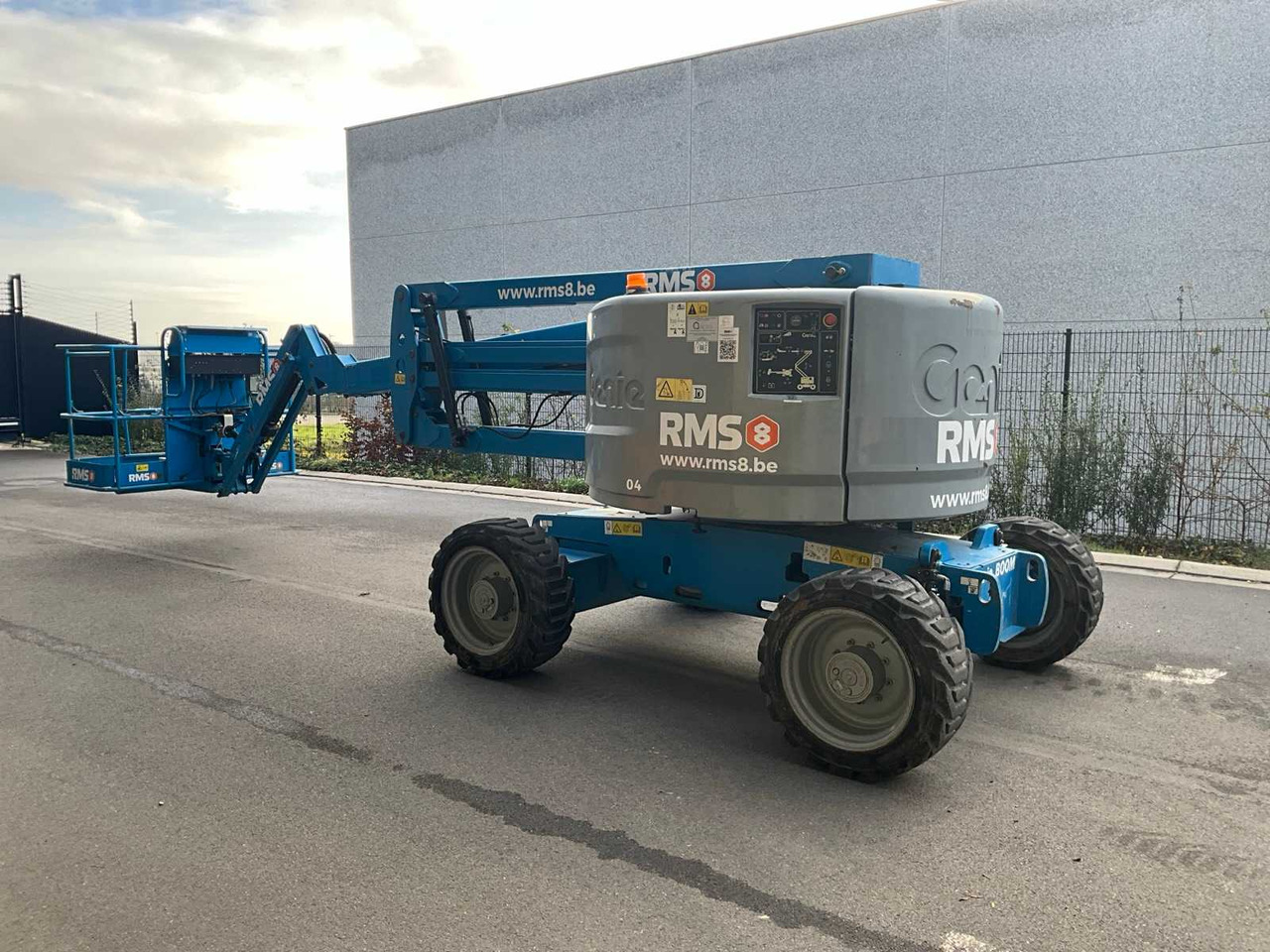 2014 GENIE Z-51/30J AERIAL PLATFORM - Nacelle: photos 5 2014 GENIE Z-51/30J AERIAL PLATFORM - Nacelle: photos 5