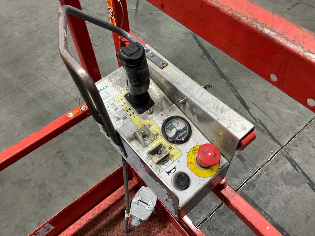 2015 SKYJACK SJ 4620 AERIAL PLATFORM - Nacelle: photos 5 2015 SKYJACK SJ 4620 AERIAL PLATFORM - Nacelle: photos 5