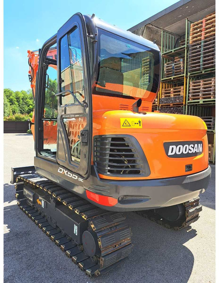 2018 DOOSAN DX55-9C MINI EXCAVATOR - Pelle: photos 3 2018 DOOSAN DX55-9C MINI EXCAVATOR - Pelle: photos 3
