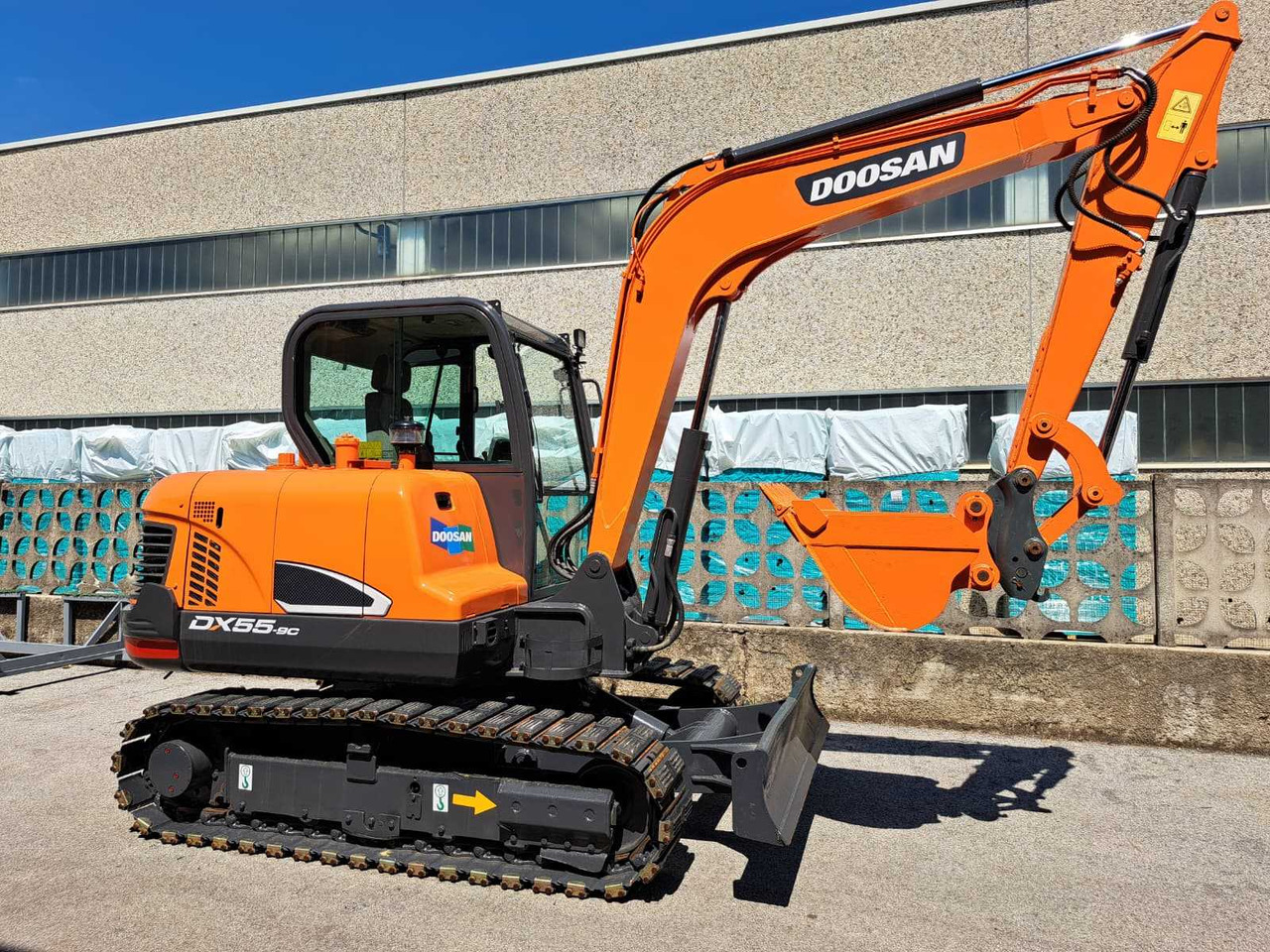 2018 DOOSAN DX55-9C MINI EXCAVATOR - Pelle: photos 1 2018 DOOSAN DX55-9C MINI EXCAVATOR - Pelle: photos 1