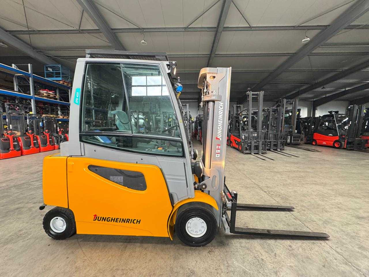 2019 SERVICE + UVV 09/2026 JUNGHEINRICH EFG425 EVO 2,500KG TRIPLEX ELECTRIC FORKLIFT 3RD + 4TH VALVE 7,821 HOURS - Chariot élévateur: photos 5 2019 SERVICE + UVV 09/2026 JUNGHEINRICH EFG425 EVO 2,500KG TRIPLEX ELECTRIC FORKLIFT 3RD + 4TH VALVE 7,821 HOURS - Chariot élévateur: photos 5