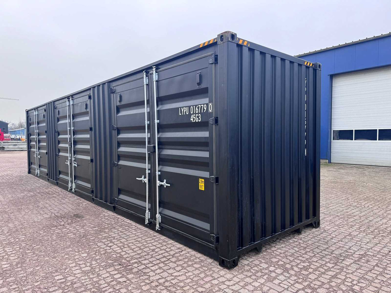 40ft High Cube shipping container with 3 side doors - Conteneur maritime: photos 2 40ft High Cube shipping container with 3 side doors - Conteneur maritime: photos 2