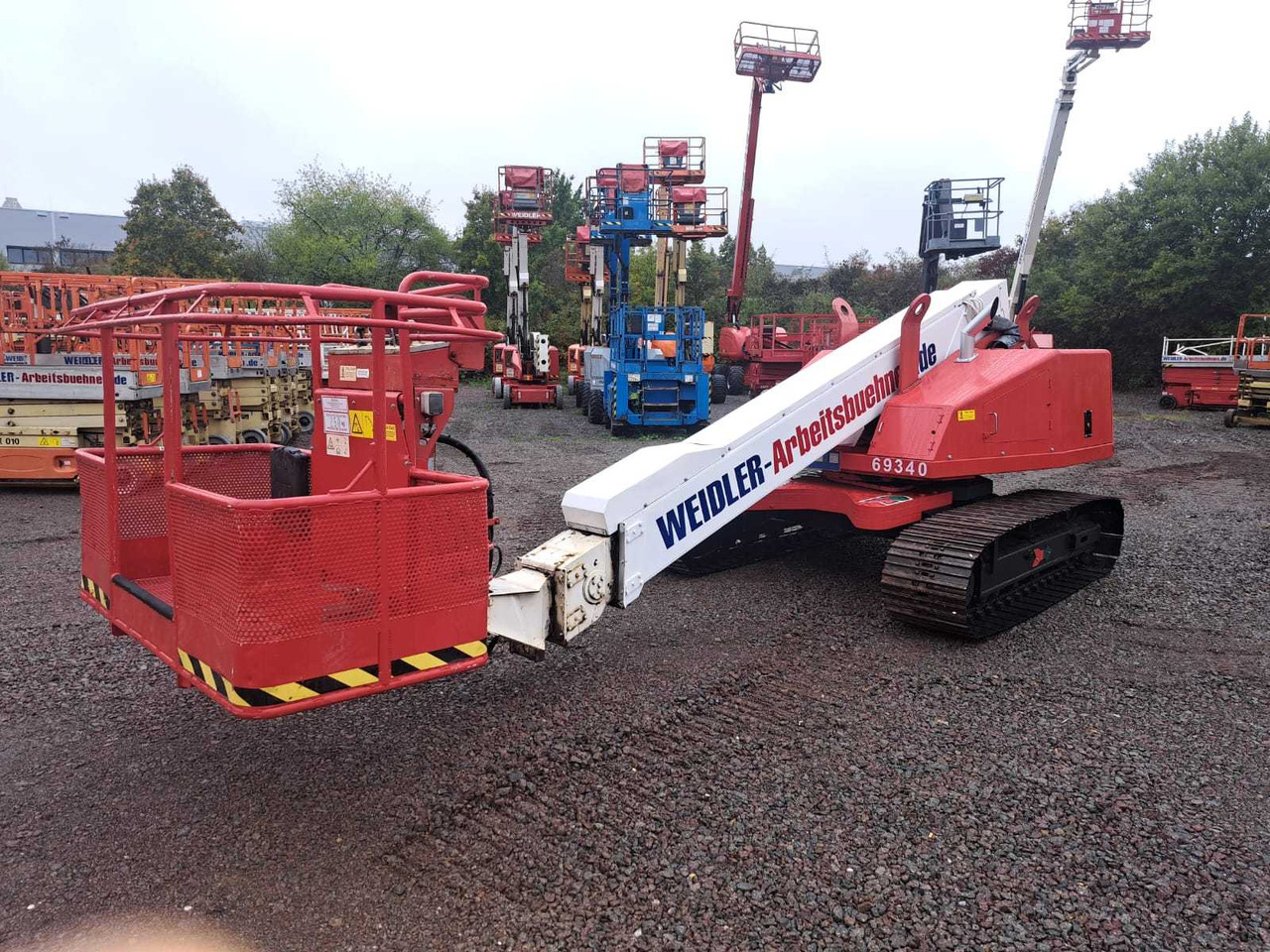 AICHI - SR12B - AERIAL WORK PLATFORMS (NO. 69340) - 2004 - Nacelle: photos 2 AICHI - SR12B - AERIAL WORK PLATFORMS (NO. 69340) - 2004 - Nacelle: photos 2