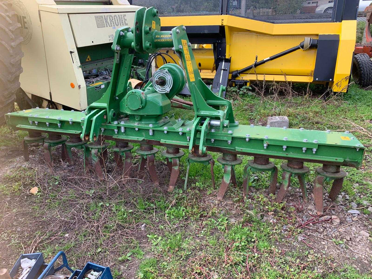 AMAZONE - Herse rotative: photos 1 AMAZONE - Herse rotative: photos 1