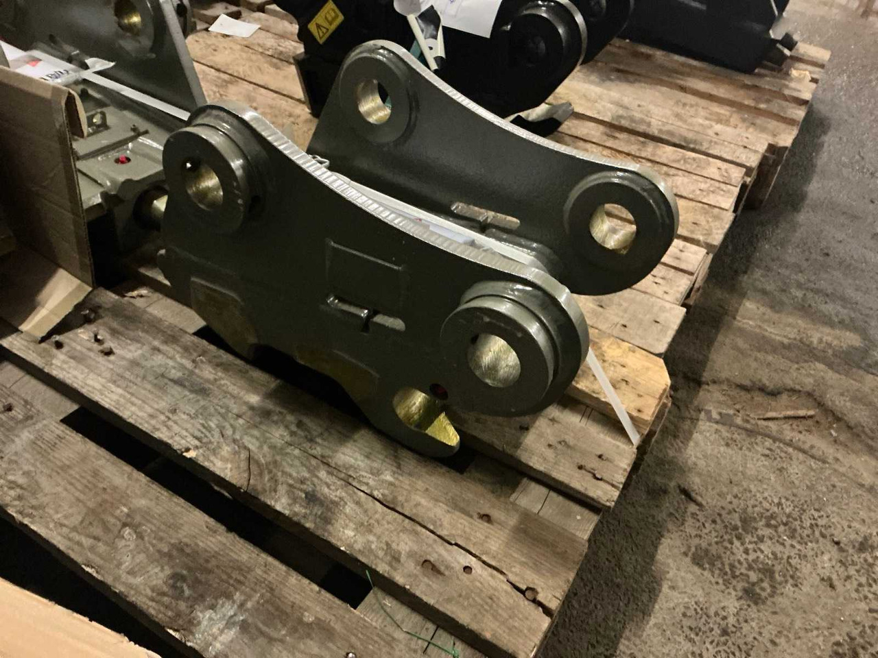 ARDEN - QA23-H095 - 2025 - QUICK COUPLER, HYDR. - Chargeuse sur pneus: photos 2 ARDEN - QA23-H095 - 2025 - QUICK COUPLER, HYDR. - Chargeuse sur pneus: photos 2