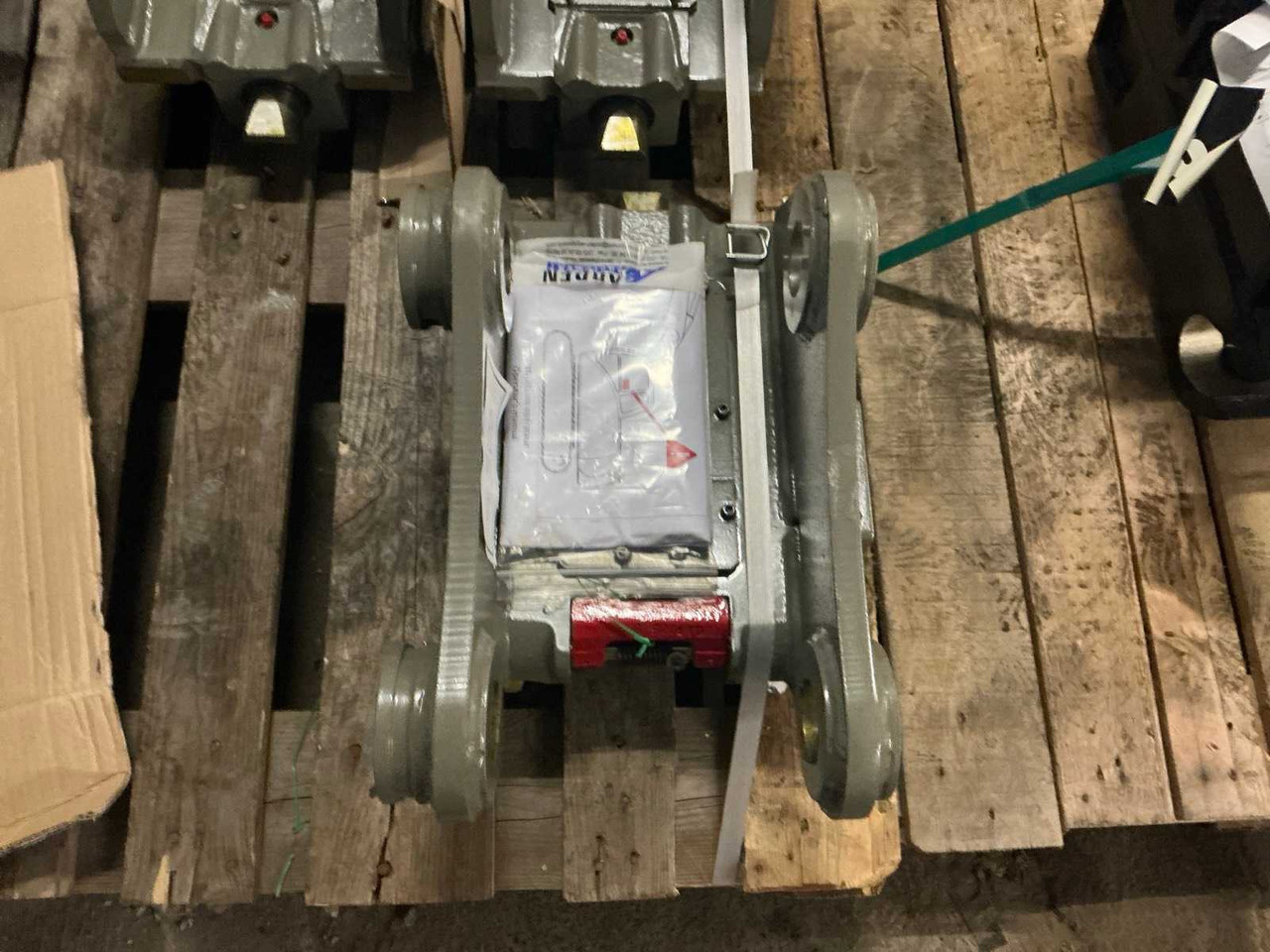 ARDEN - QA23-H095 - 2025 - QUICK COUPLER, HYDR. - Chargeuse sur pneus: photos 3 ARDEN - QA23-H095 - 2025 - QUICK COUPLER, HYDR. - Chargeuse sur pneus: photos 3