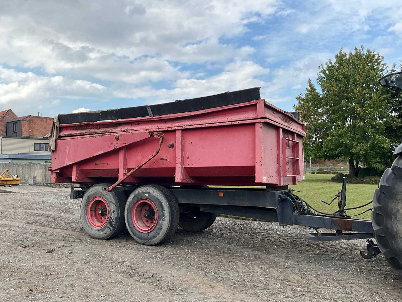 Agricultural tipper - Benne agricole: photos 1 Agricultural tipper - Benne agricole: photos 1