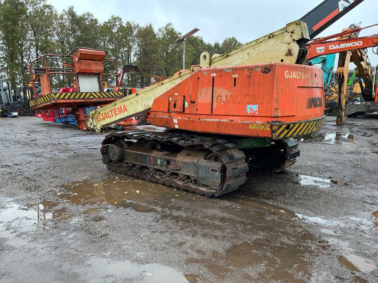 Aichi 2001 AICHI RZ150/IRZ500 CRAWLER AERIAL WORK PLATFORM - Nacelle: photos 3 Aichi 2001 AICHI RZ150/IRZ500 CRAWLER AERIAL WORK PLATFORM - Nacelle: photos 3