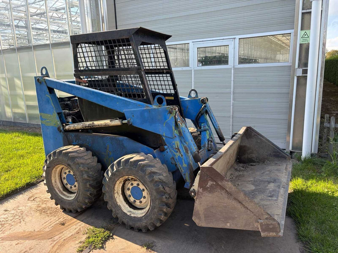 BOBCAT - 825 - SKID STEER LOADER - Chargeuse compacte sur chenilles: photos 4 BOBCAT - 825 - SKID STEER LOADER - Chargeuse compacte sur chenilles: photos 4