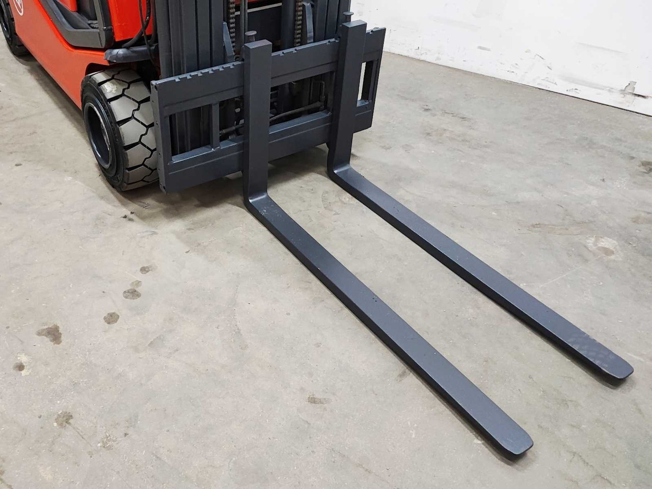 Chariot élévateur BT - 2002 - CBE 2.0F - FORKLIFT TRUCK: photos 12