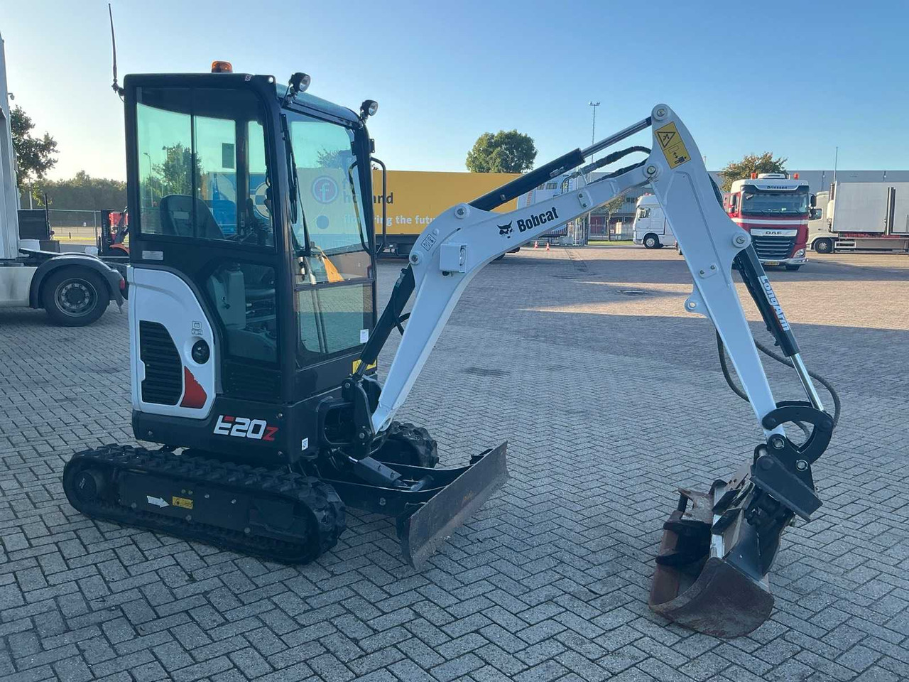 Bobcat E20z - Pelle sur chenille: photos 4 Bobcat E20z - Pelle sur chenille: photos 4
