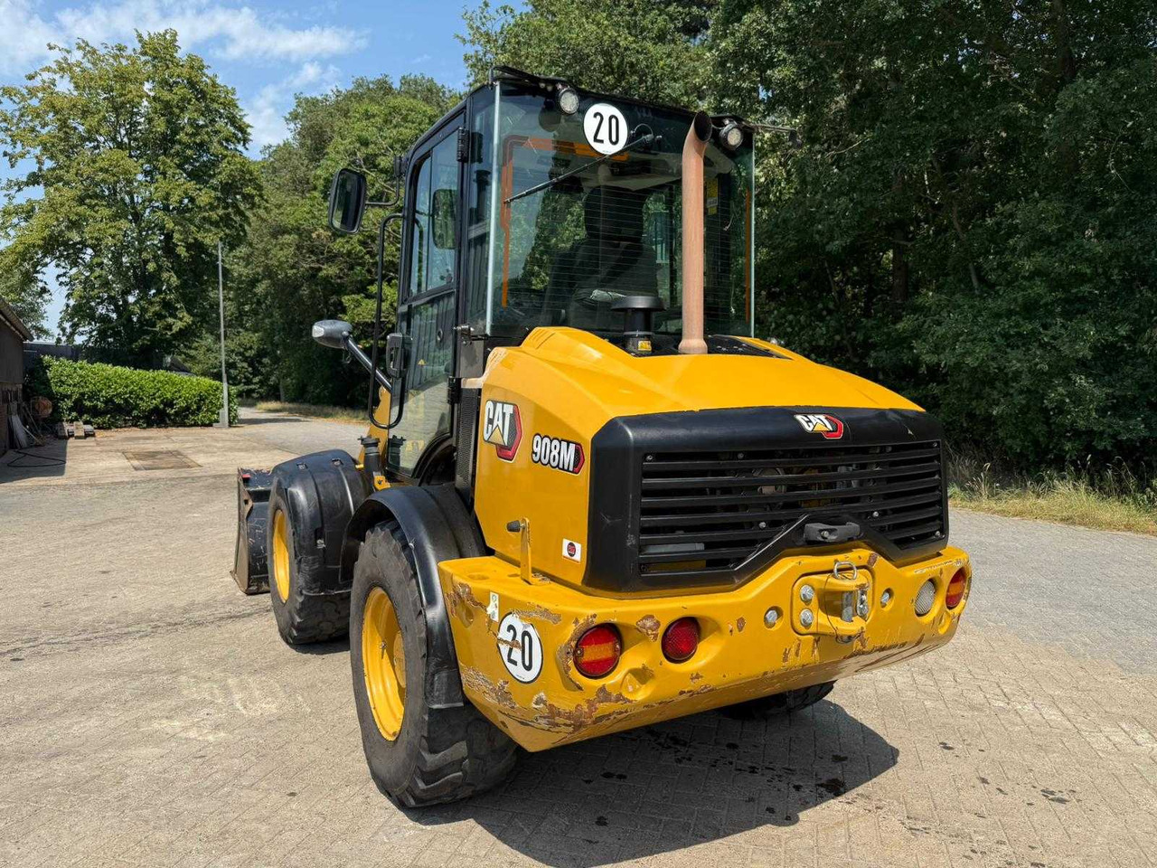 CAT - 908M - JOYSTICK CONTROL, INCL RUBBLE BIN - SHOVEL - Chargeuse sur pneus: photos 2 CAT - 908M - JOYSTICK CONTROL, INCL RUBBLE BIN - SHOVEL - Chargeuse sur pneus: photos 2