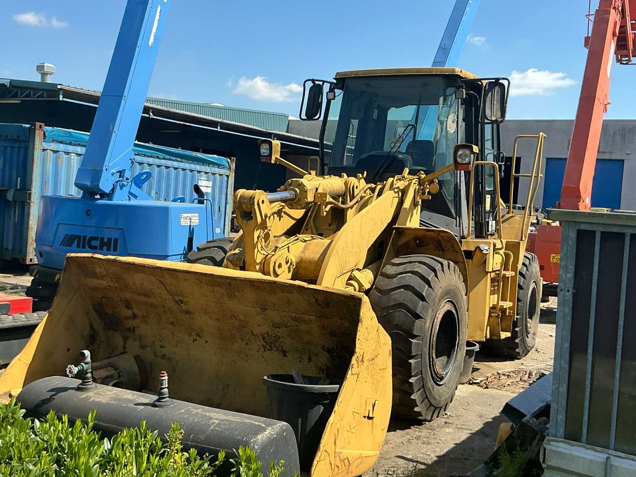 CAT 950 G serie II - Pelle sur pneus: photos 1 CAT 950 G serie II - Pelle sur pneus: photos 1