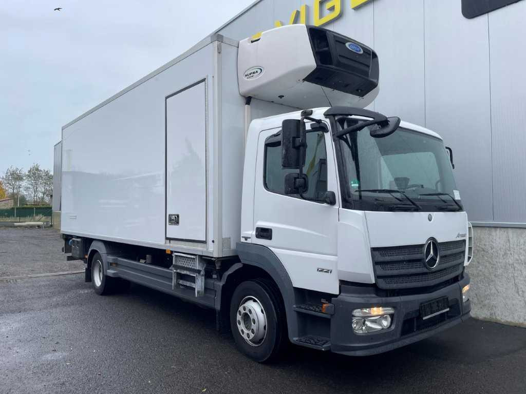 2014 MERCEDES-BENZ ATEGO REFRIGERATED TRUCK - Camion: photos 3 2014 MERCEDES-BENZ ATEGO REFRIGERATED TRUCK - Camion: photos 3