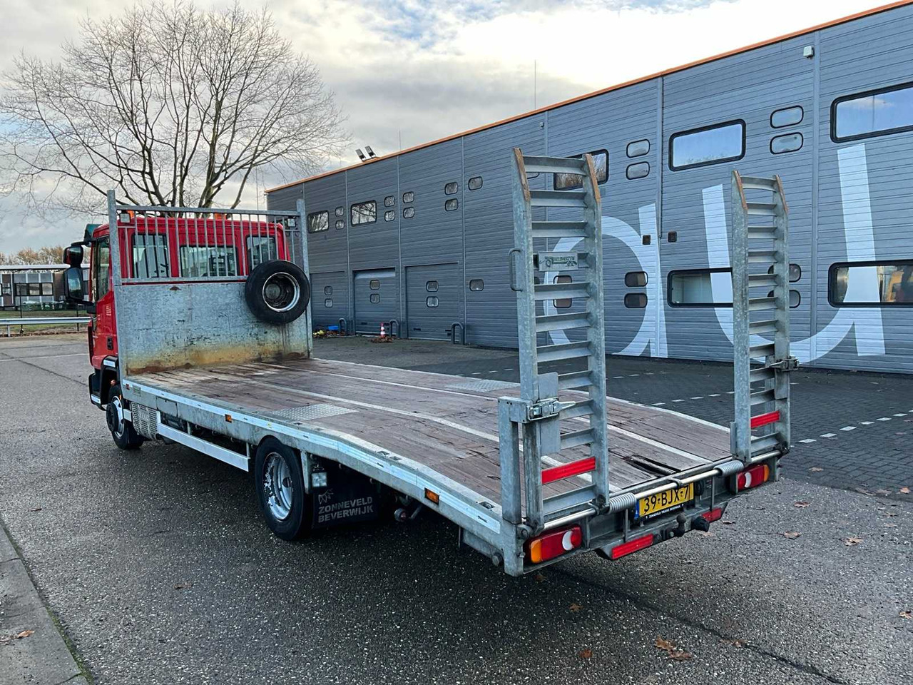 2018 IVECO EUROCARGO EURO6 RAMP WITH VELDHUIZEN BODY 39-BJX-7 - Camion: photos 3 2018 IVECO EUROCARGO EURO6 RAMP WITH VELDHUIZEN BODY 39-BJX-7 - Camion: photos 3