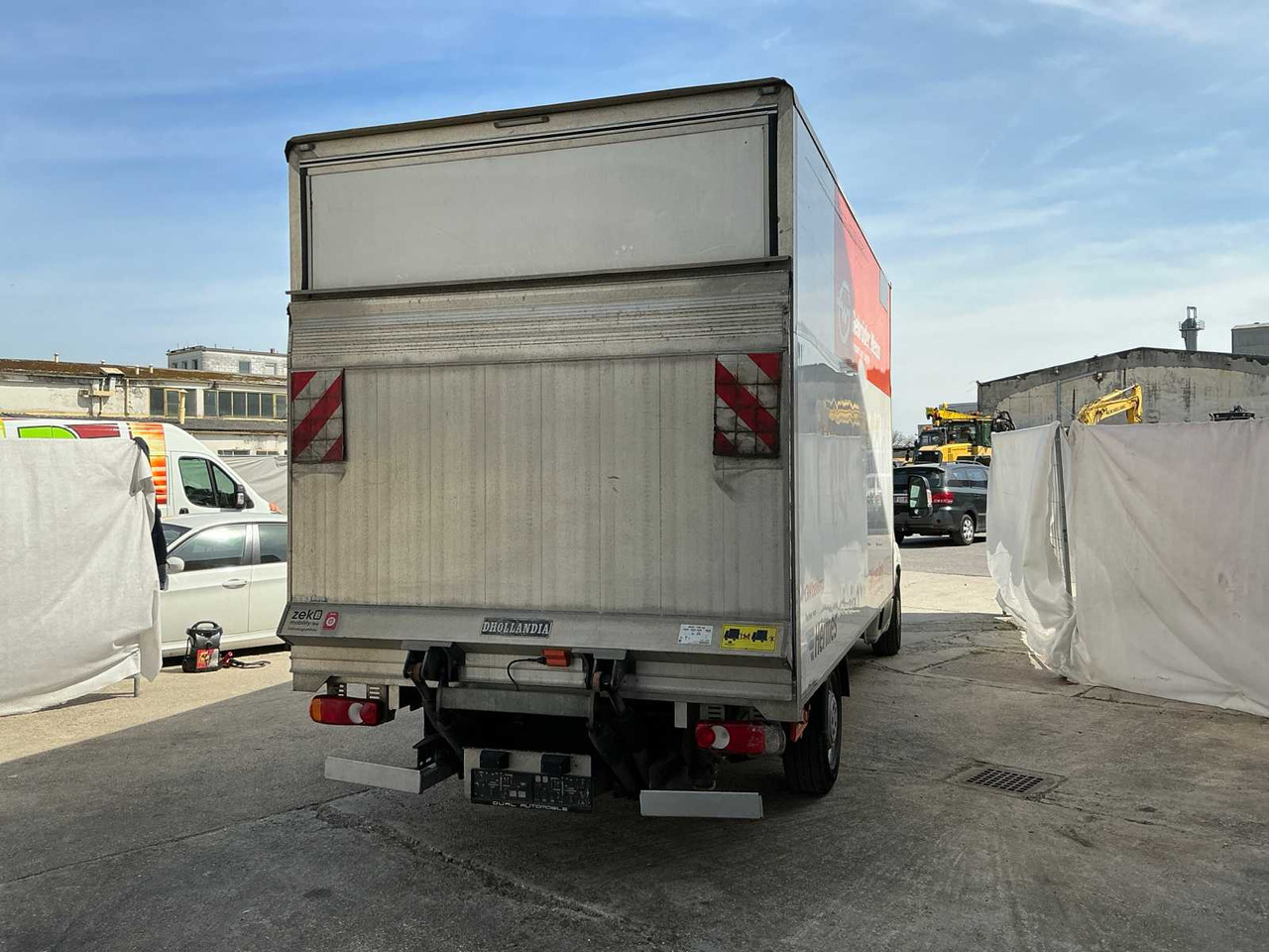 2019 CITROEN JUMPER TRANSPORTER - Camion: photos 4 2019 CITROEN JUMPER TRANSPORTER - Camion: photos 4