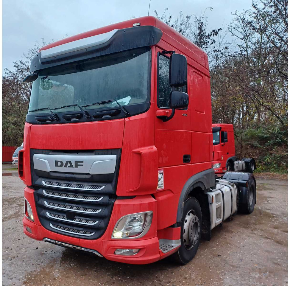 2019 DAF XF 450FTP TRACTOR UNIT (74114-33) - Camion: photos 1 2019 DAF XF 450FTP TRACTOR UNIT (74114-33) - Camion: photos 1