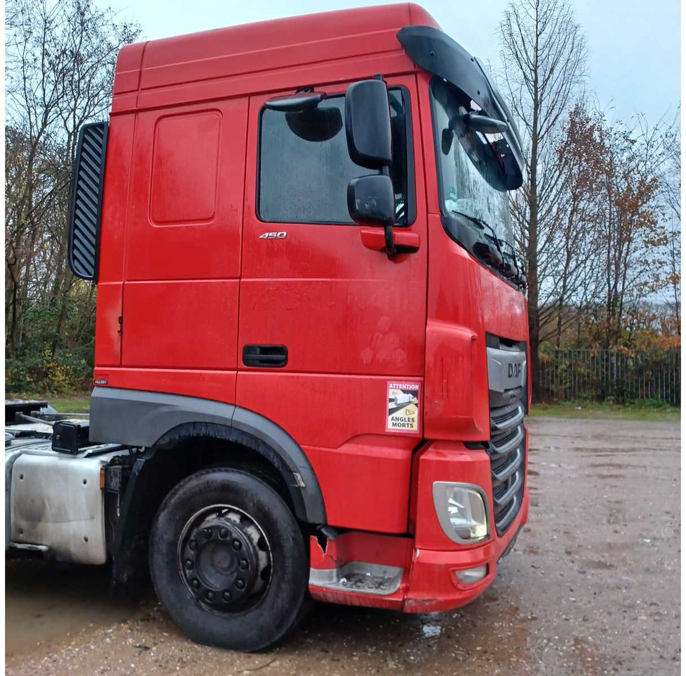 2019 DAF XF 450FTP TRACTOR UNIT (74114-33) - Camion: photos 4 2019 DAF XF 450FTP TRACTOR UNIT (74114-33) - Camion: photos 4
