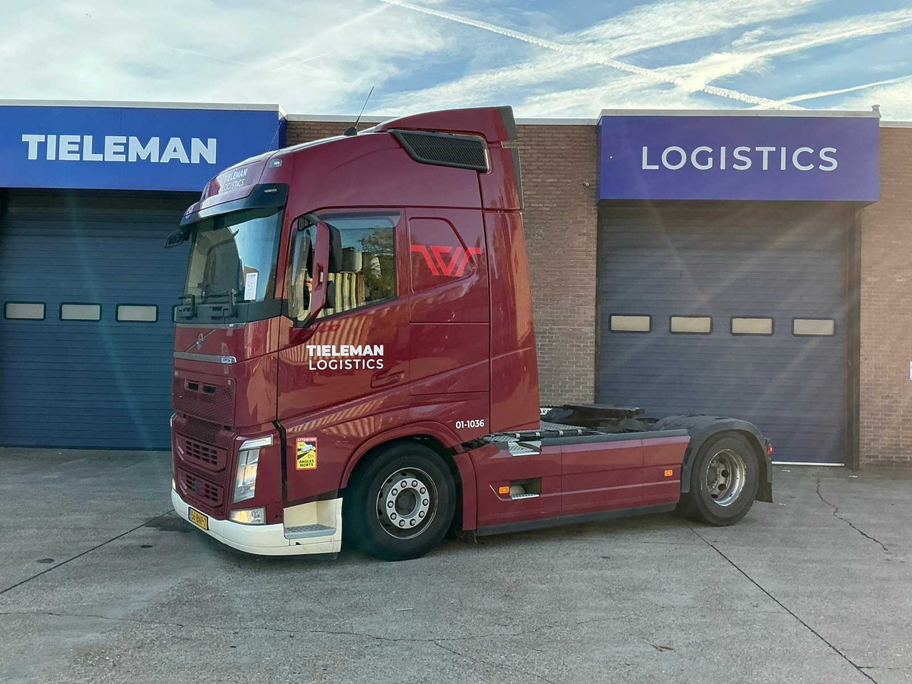 2019 VOLVO FH SEMI-TRAILER TRACTOR - Camion: photos 1 2019 VOLVO FH SEMI-TRAILER TRACTOR - Camion: photos 1