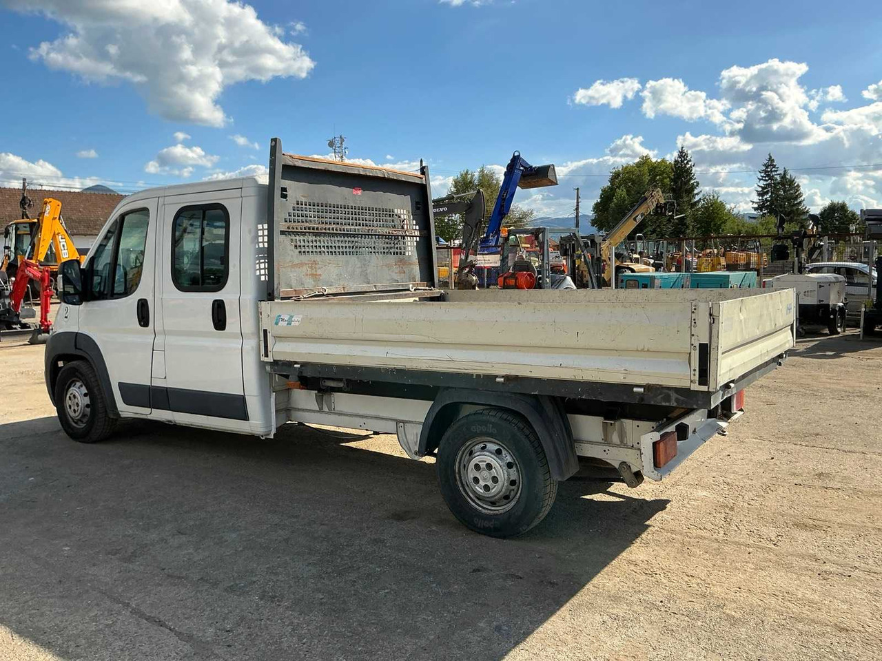 PEUGEOT - BOXER 35 35 2.2 HDI - DOUBLE CAB TIPPER TRUCK - 2012 - Camion: photos 5 PEUGEOT - BOXER 35 35 2.2 HDI - DOUBLE CAB TIPPER TRUCK - 2012 - Camion: photos 5