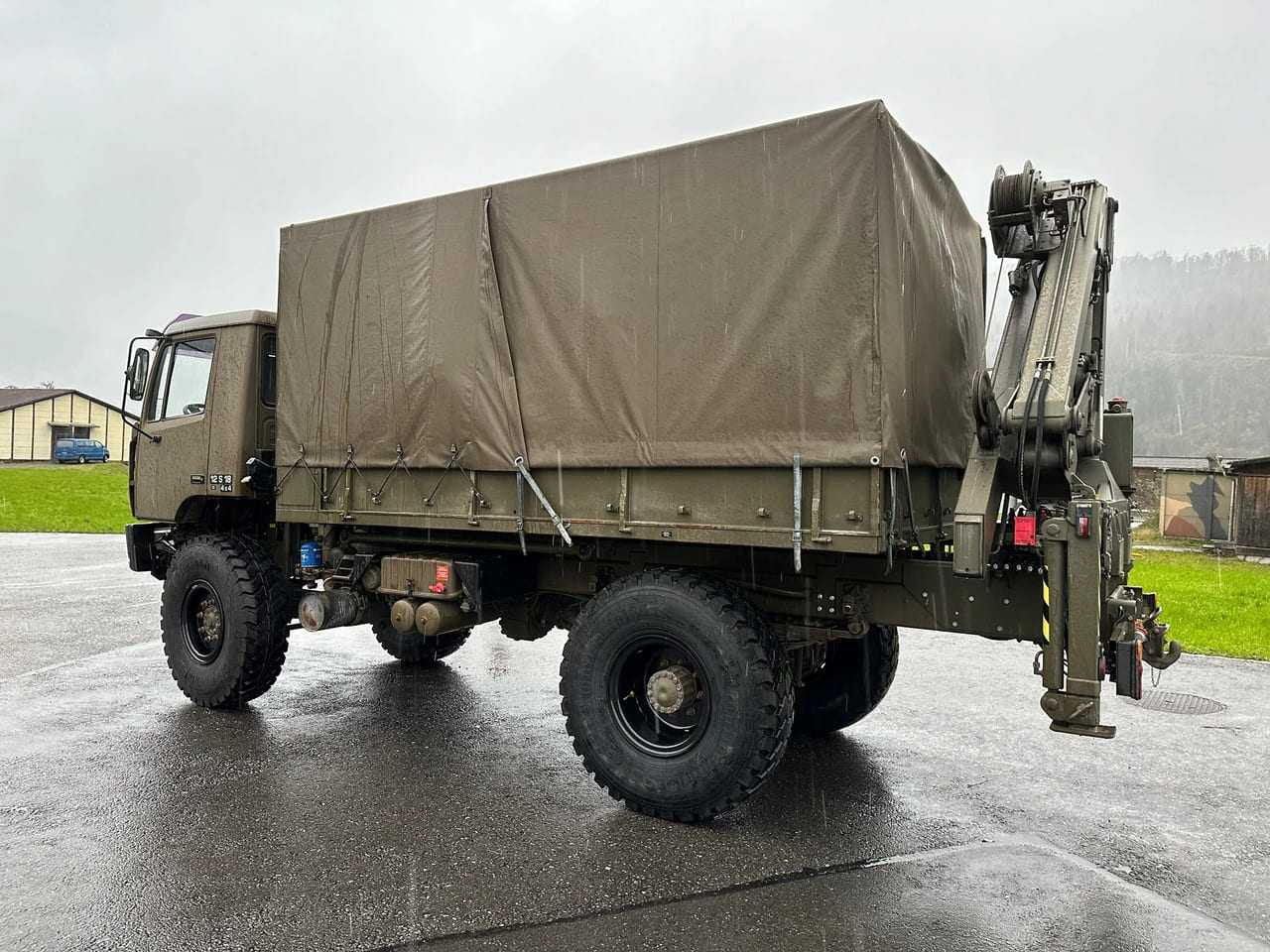 STEYR 12S18 4X4, WITHOUT CRANE - Camion: photos 3 STEYR 12S18 4X4, WITHOUT CRANE - Camion: photos 3