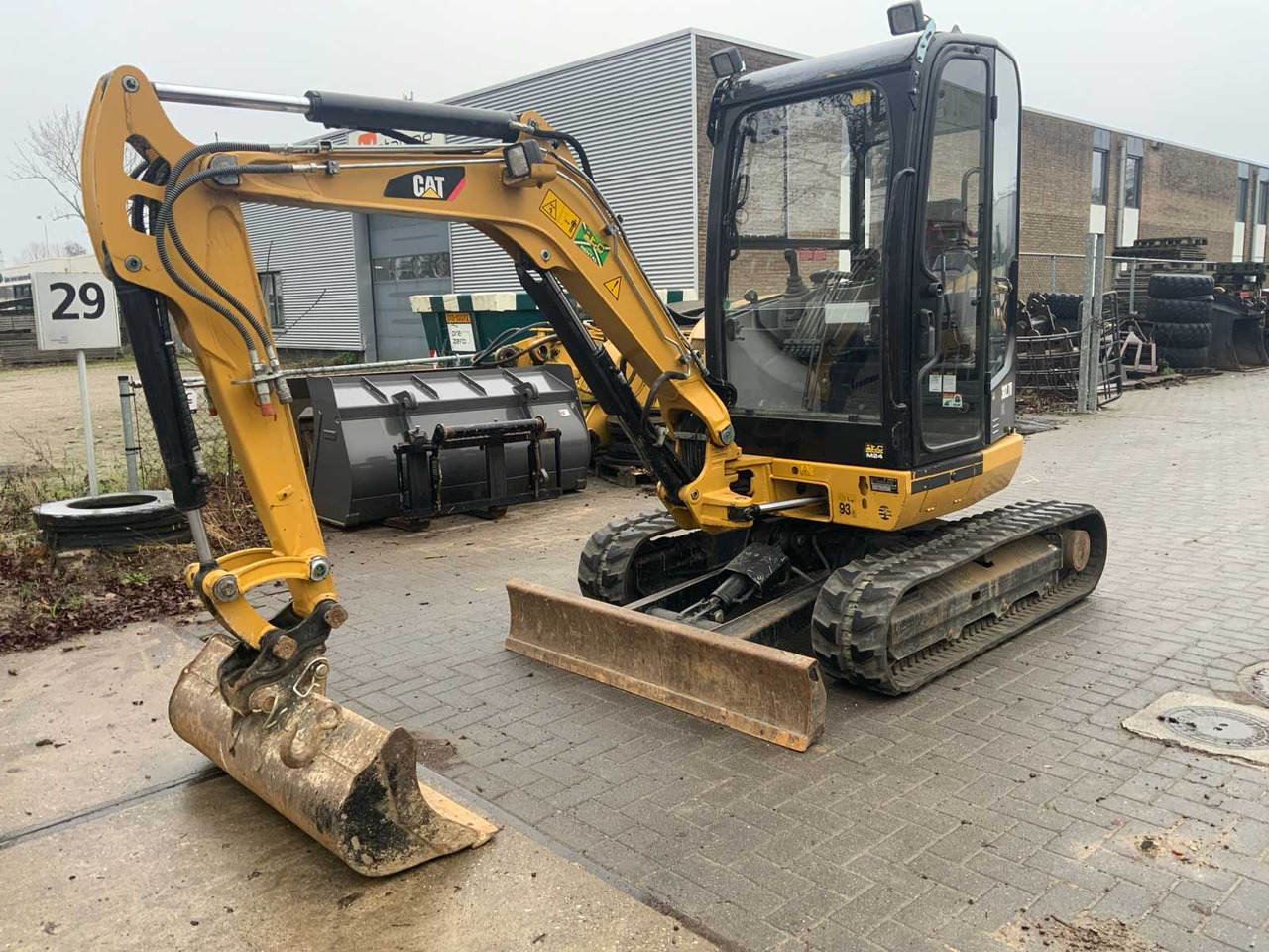 Caterpillar 302.7DCR - Mini pelle: photos 1 Caterpillar 302.7DCR - Mini pelle: photos 1