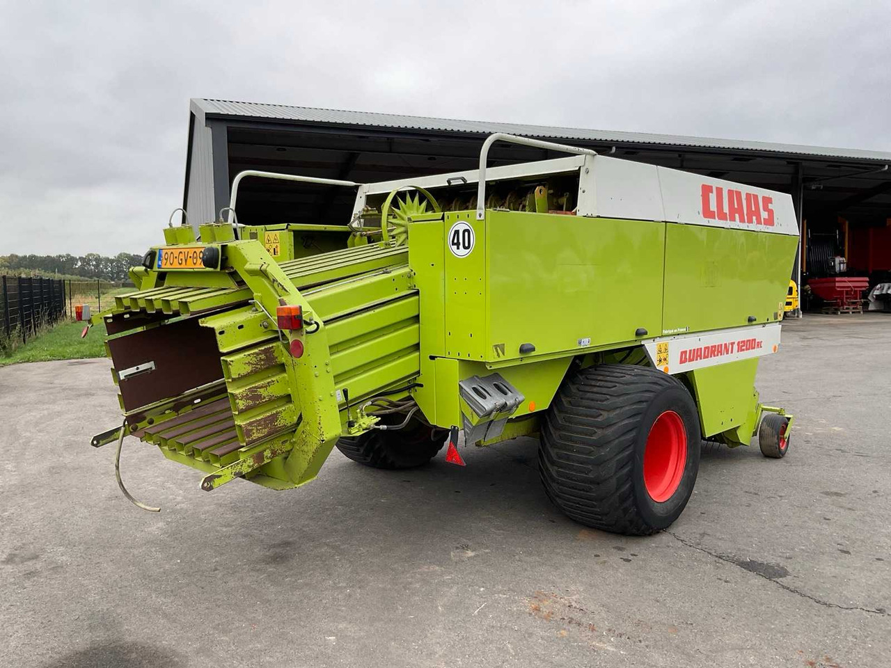 Claas Quadrant 1200 RC - Presse à balles cubiques: photos 5 Claas Quadrant 1200 RC - Presse à balles cubiques: photos 5