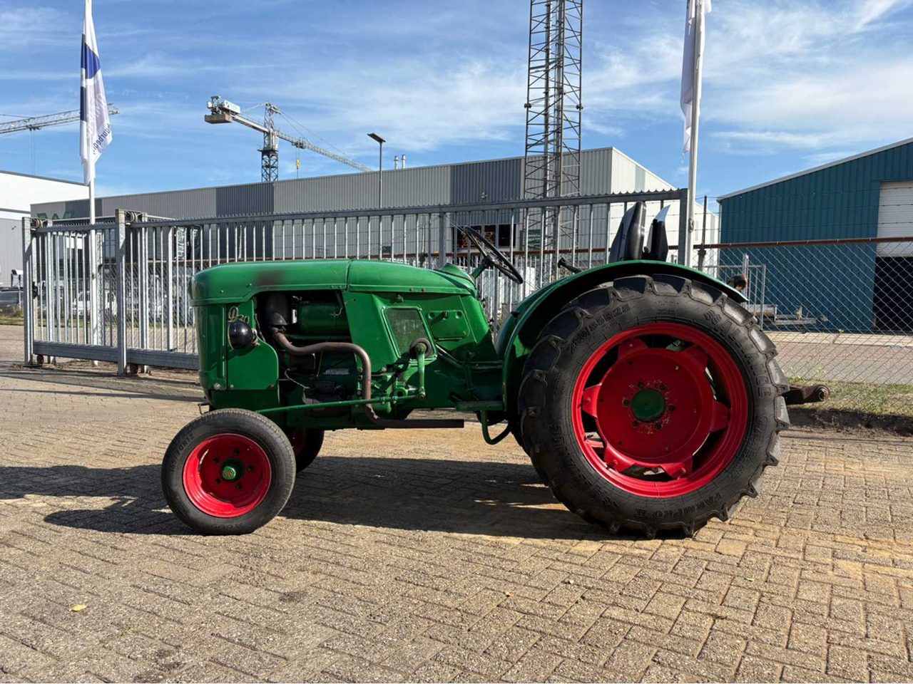 Deutz D30-PF - Micro tracteur: photos 2 Deutz D30-PF - Micro tracteur: photos 2