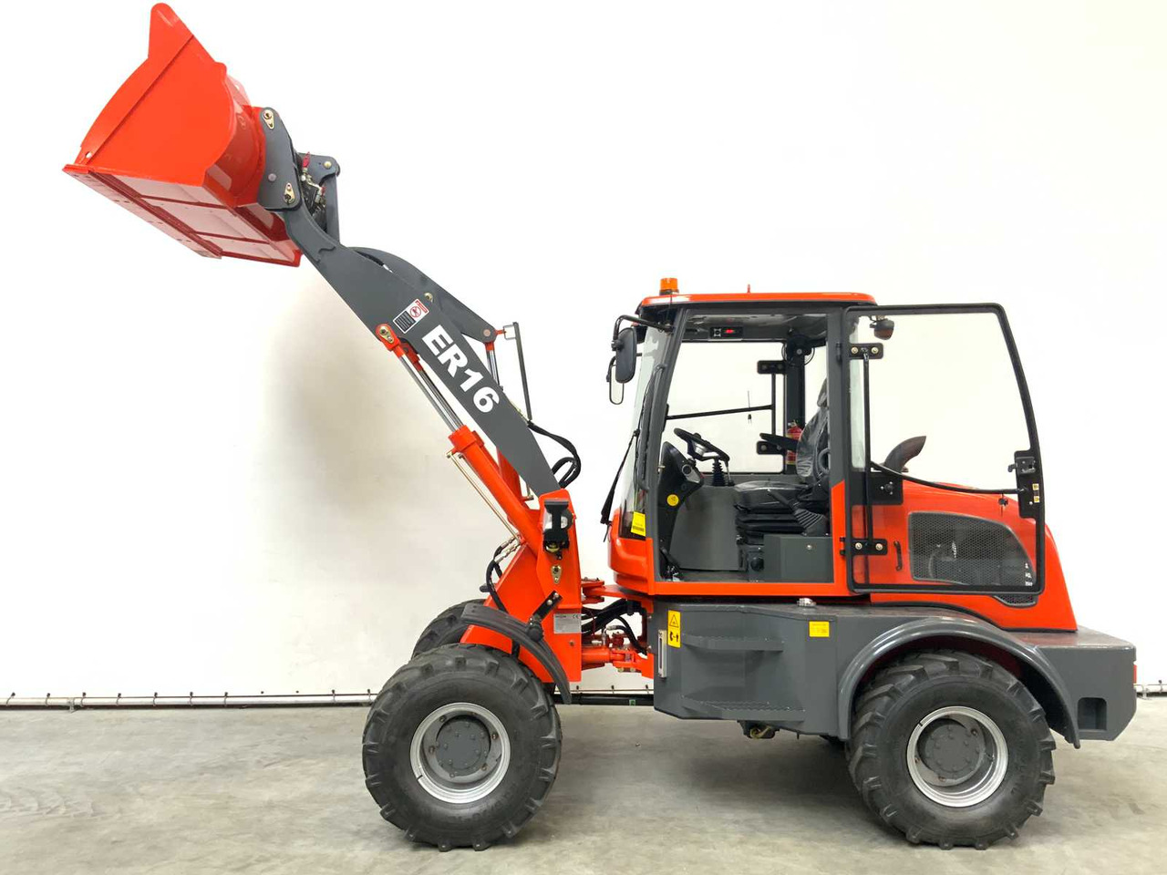 Chargeuse sur pneus EVERUN - 2025 - ER16 - WHEEL LOADER: photos 16 Chargeuse sur pneus EVERUN - 2025 - ER16 - WHEEL LOADER: photos 16