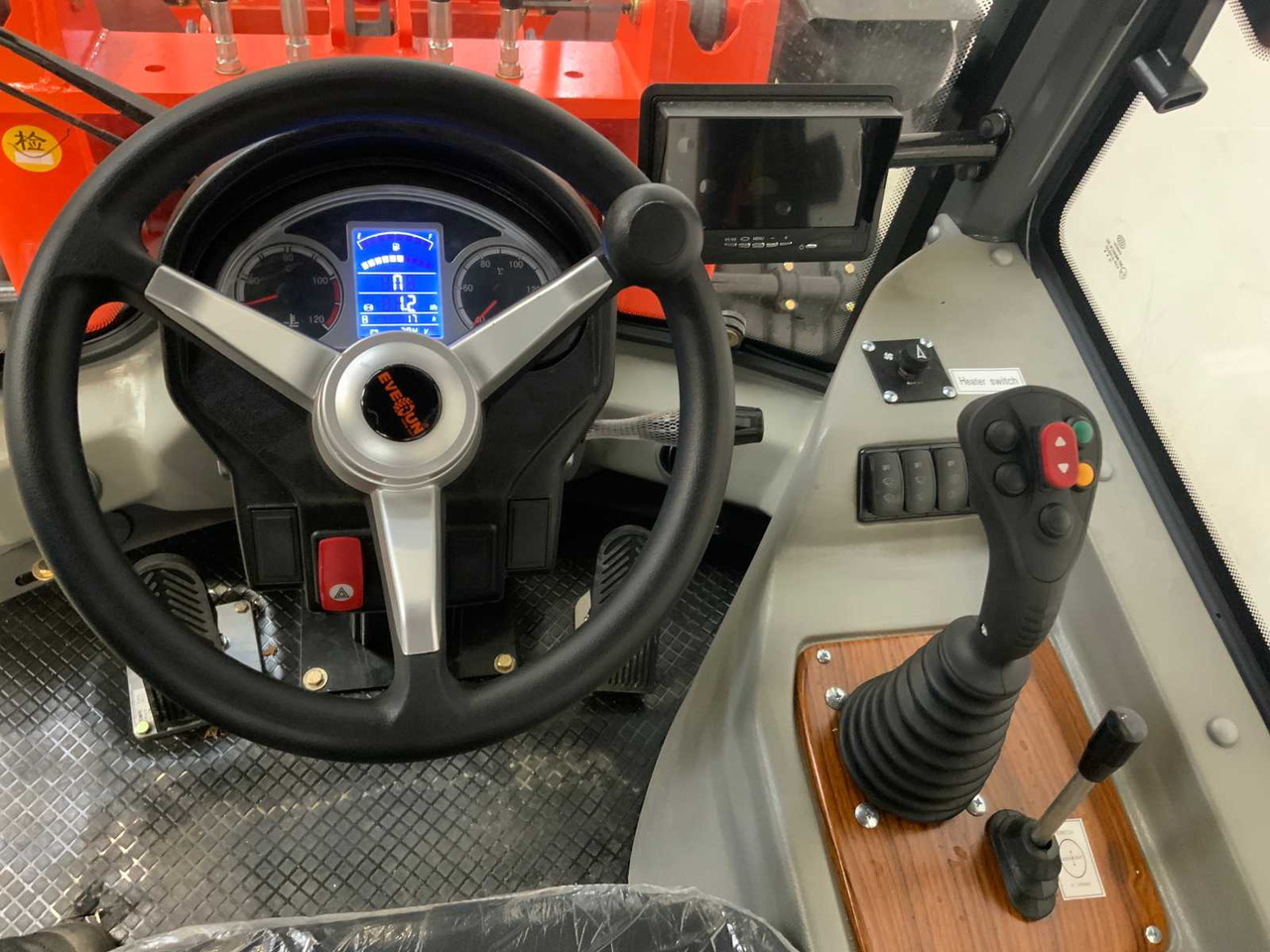 Chargeuse sur pneus EVERUN - 2025 - ER16 - WHEEL LOADER: photos 44 Chargeuse sur pneus EVERUN - 2025 - ER16 - WHEEL LOADER: photos 44