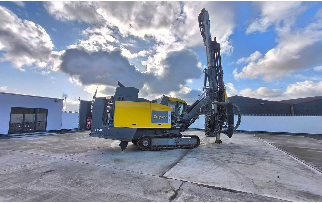 Atlas Copco (Epiroc) FlexiROC D50-10SF - Engins de chantier: photos 4 Atlas Copco (Epiroc) FlexiROC D50-10SF - Engins de chantier: photos 4