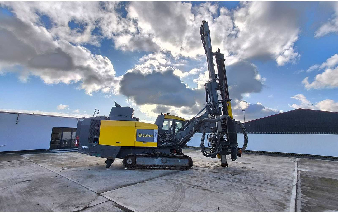 Atlas Copco (Epiroc) FlexiROC D50-10SF - Engins de chantier: photos 2 Atlas Copco (Epiroc) FlexiROC D50-10SF - Engins de chantier: photos 2