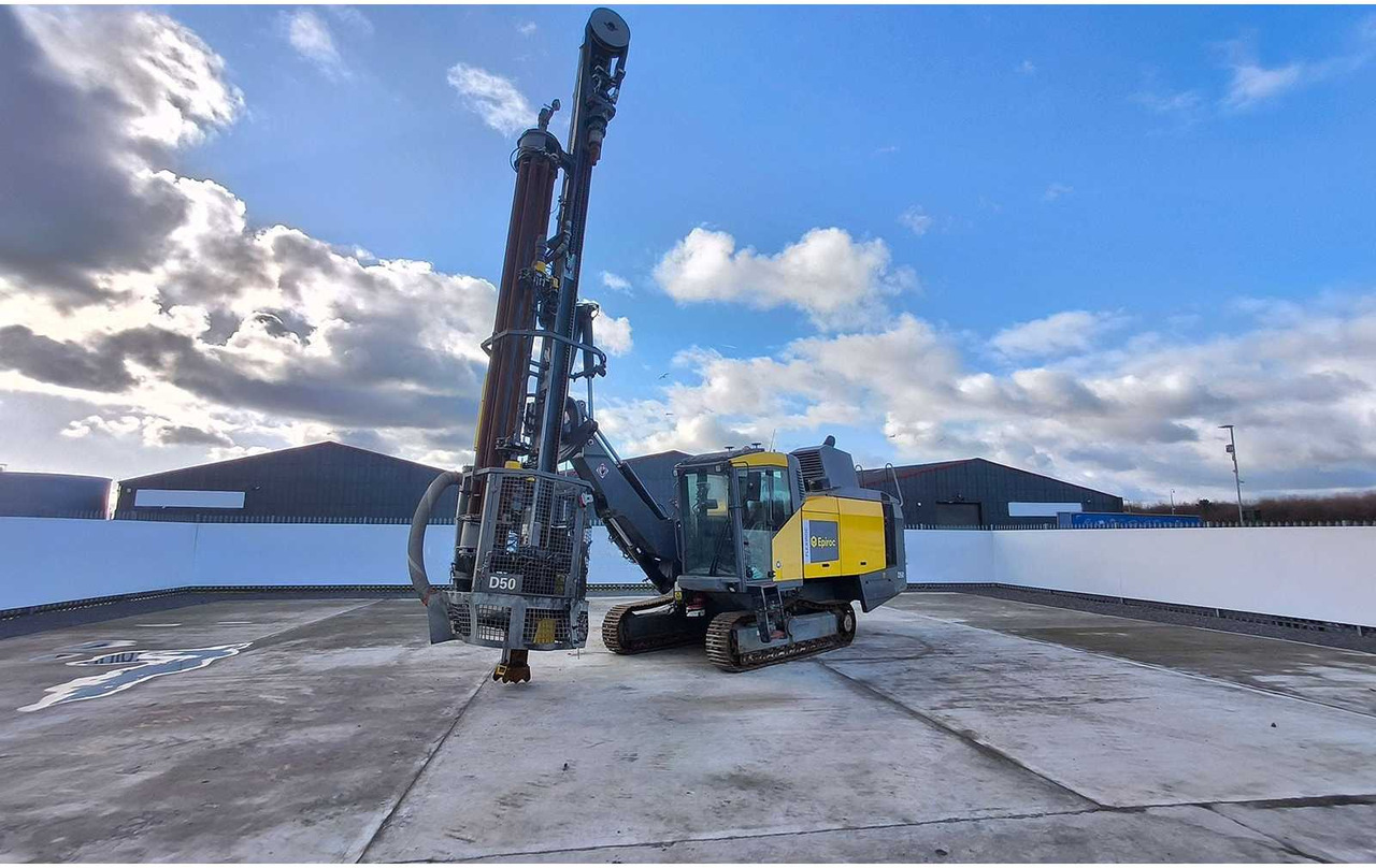 Atlas Copco (Epiroc) FlexiROC D50-10SF - Engins de chantier: photos 5 Atlas Copco (Epiroc) FlexiROC D50-10SF - Engins de chantier: photos 5