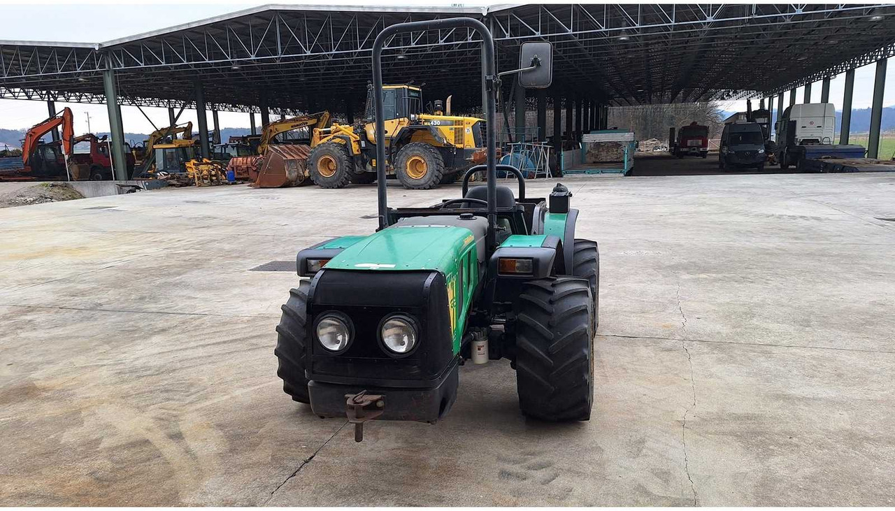 FERRARI - 65 THOR 4X4 - 4-WHEEL DRIVE TRACTOR - 2006 - Tracteur agricole: photos 2 FERRARI - 65 THOR 4X4 - 4-WHEEL DRIVE TRACTOR - 2006 - Tracteur agricole: photos 2