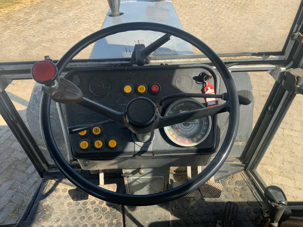 Tracteur agricole Fendt 309/900 LS Turbumatic: photos 24
