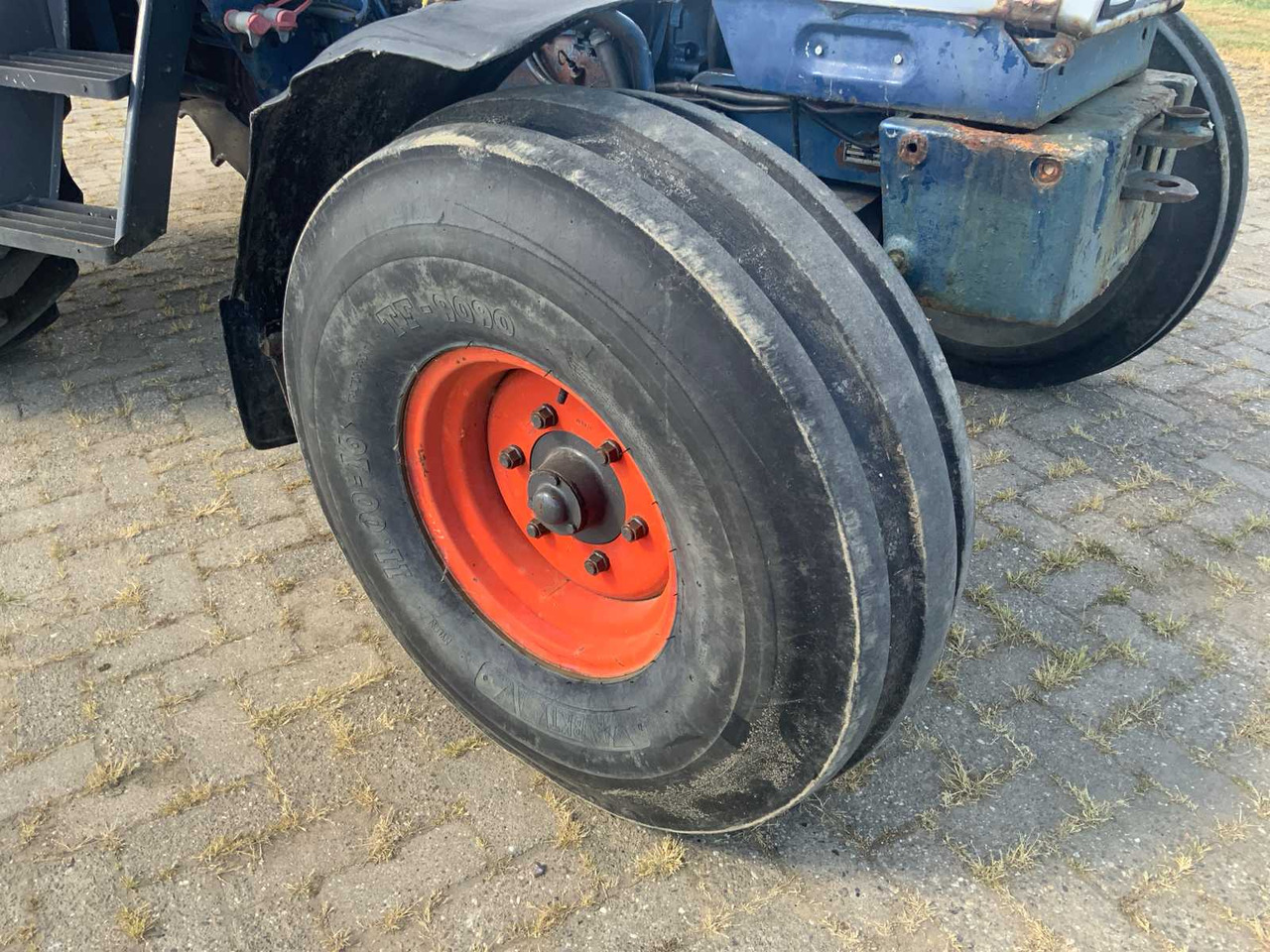 Tracteur agricole Fendt 309/900 LS Turbumatic: photos 10