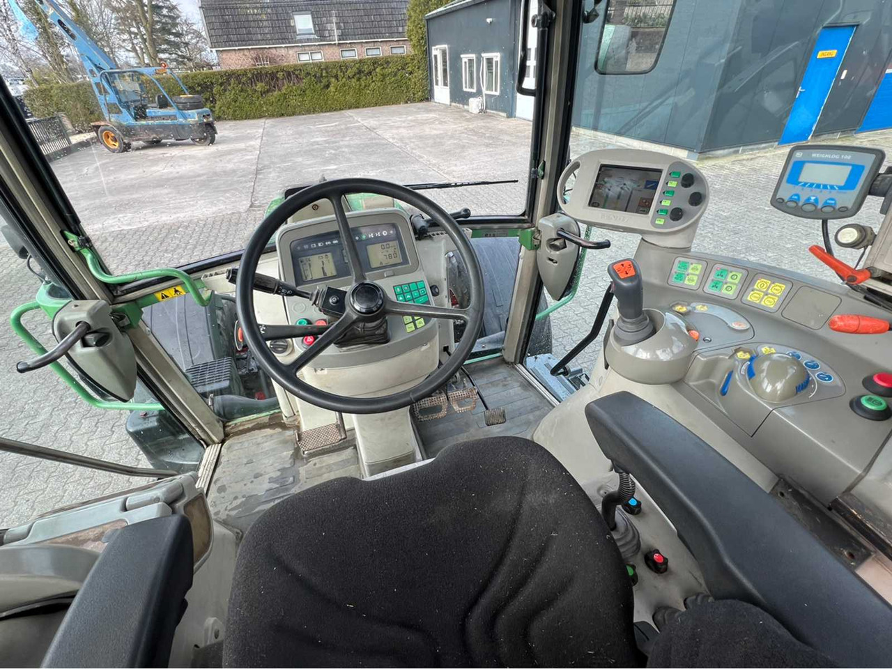 Tracteur agricole Fendt Farmer 410: photos 19