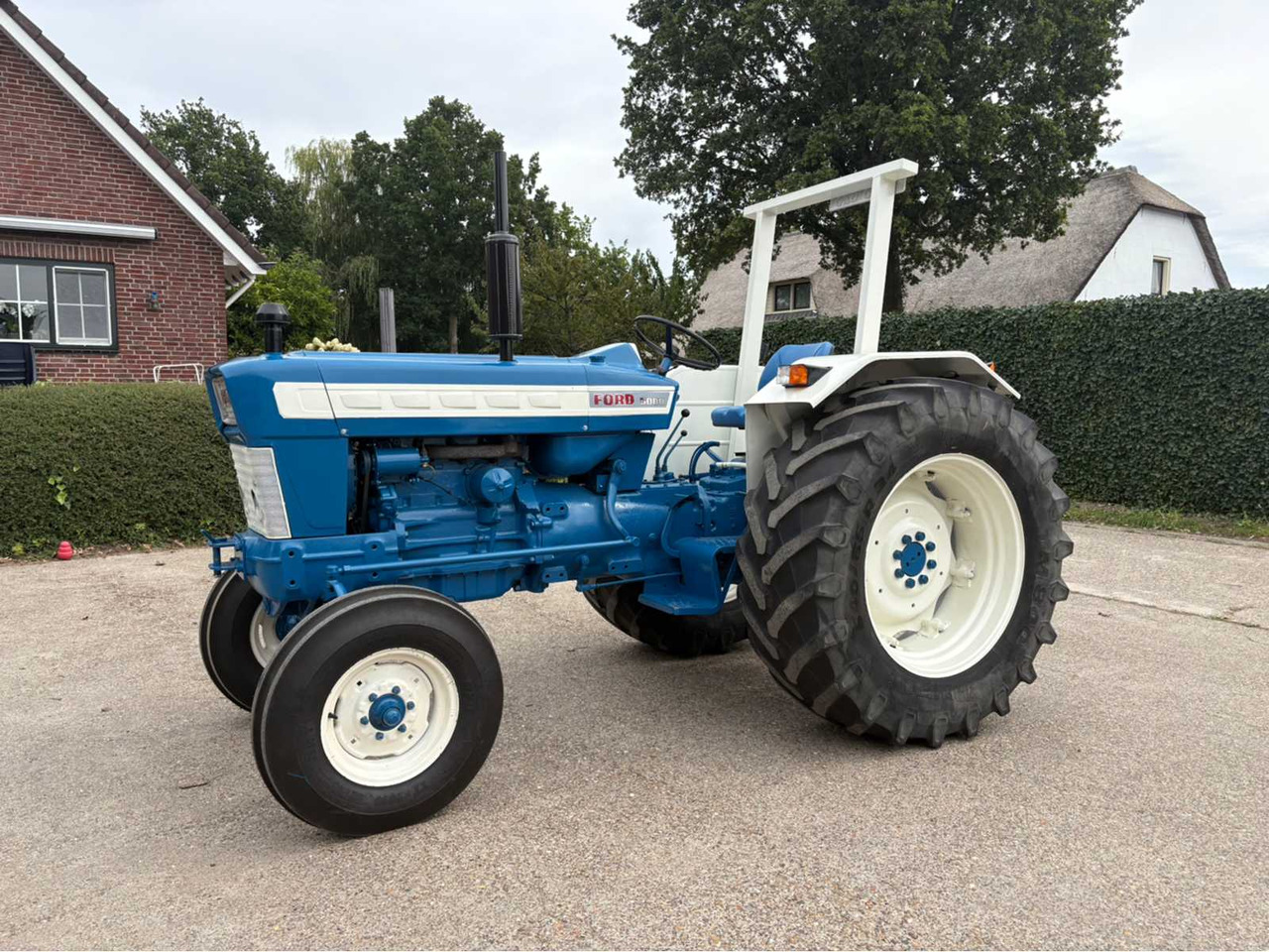 Ford 5000 - Micro tracteur: photos 2 Ford 5000 - Micro tracteur: photos 2