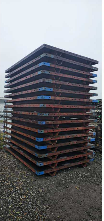 GE - Grossflächenschalung aus Stahlrahmen mit Schalhaut - Matériel de béton: photos 1 GE - Grossflächenschalung aus Stahlrahmen mit Schalhaut - Matériel de béton: photos 1