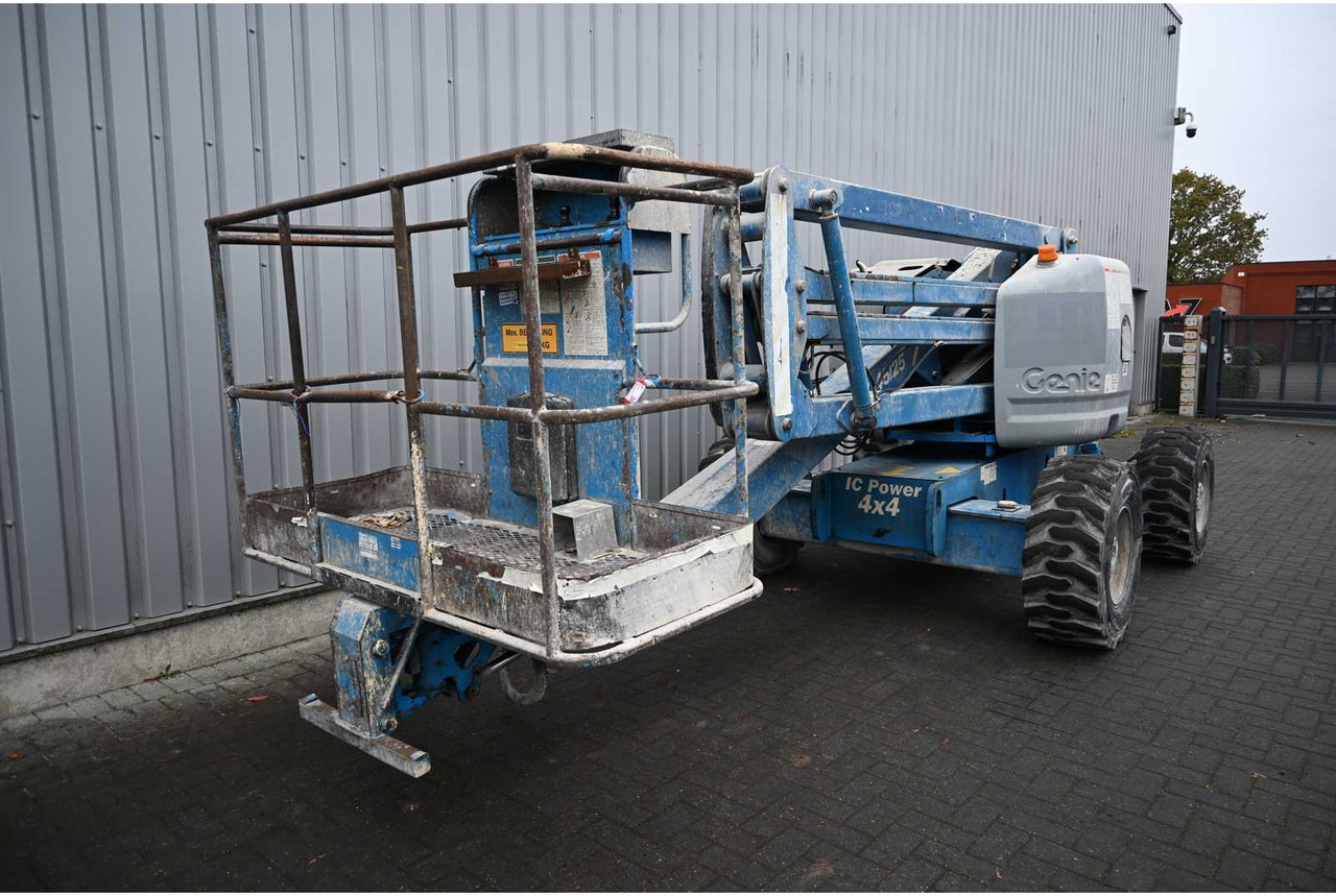 GENIE - 2003 - Z-45/25 - AERIAL PLATFORM - Nacelle: photos 2 GENIE - 2003 - Z-45/25 - AERIAL PLATFORM - Nacelle: photos 2