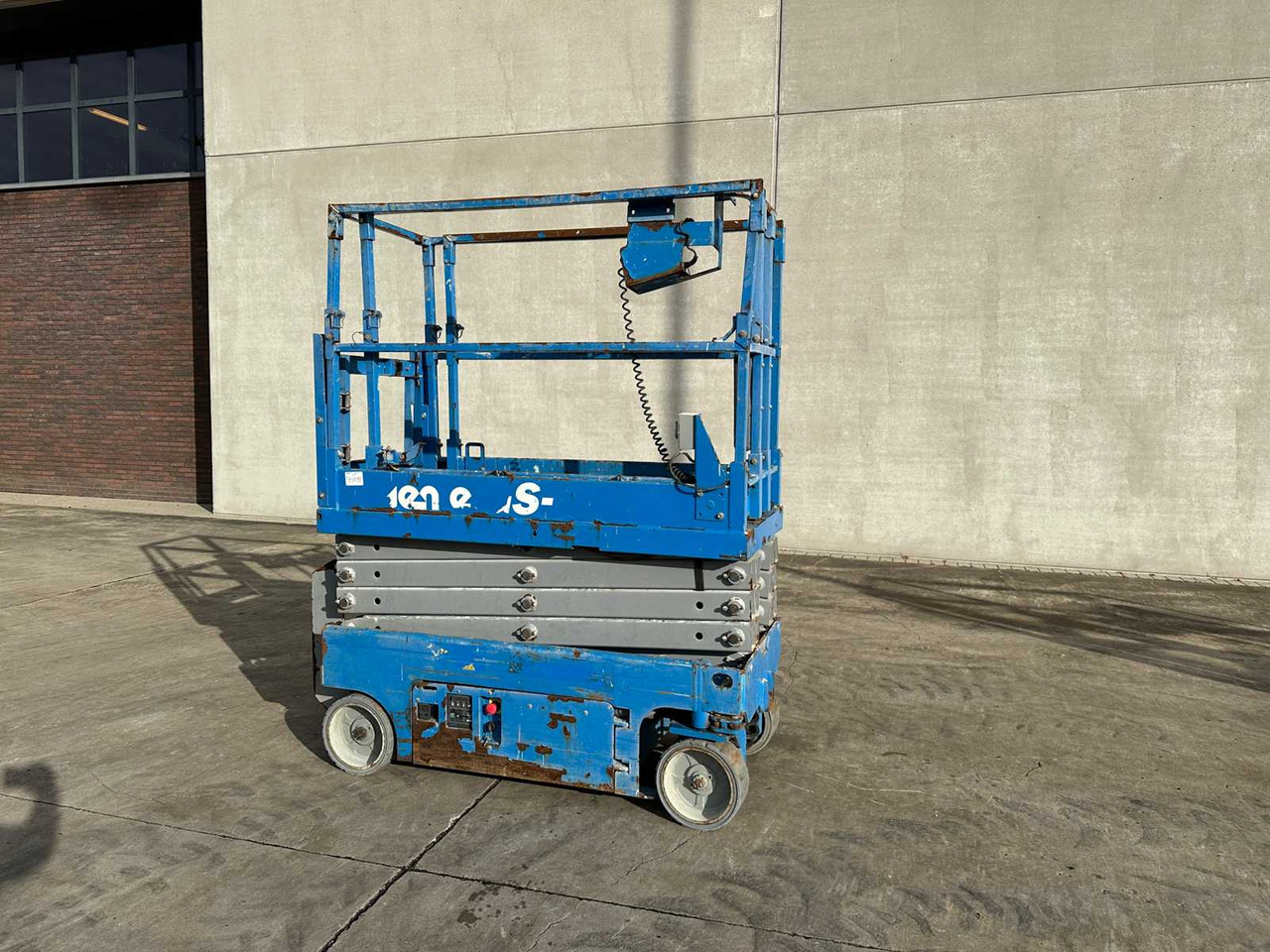 GENIE - 2014 - GS-1930 - AERIAL PLATFORM - SCISSOR LIFT - Nacelle: photos 5 GENIE - 2014 - GS-1930 - AERIAL PLATFORM - SCISSOR LIFT - Nacelle: photos 5