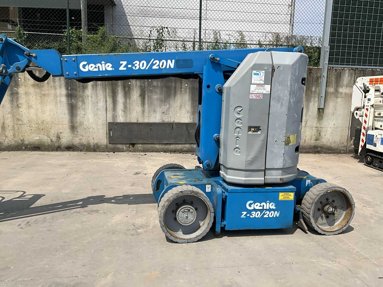 Genie Z-30/20N - Nacelle: photos 3 Genie Z-30/20N - Nacelle: photos 3