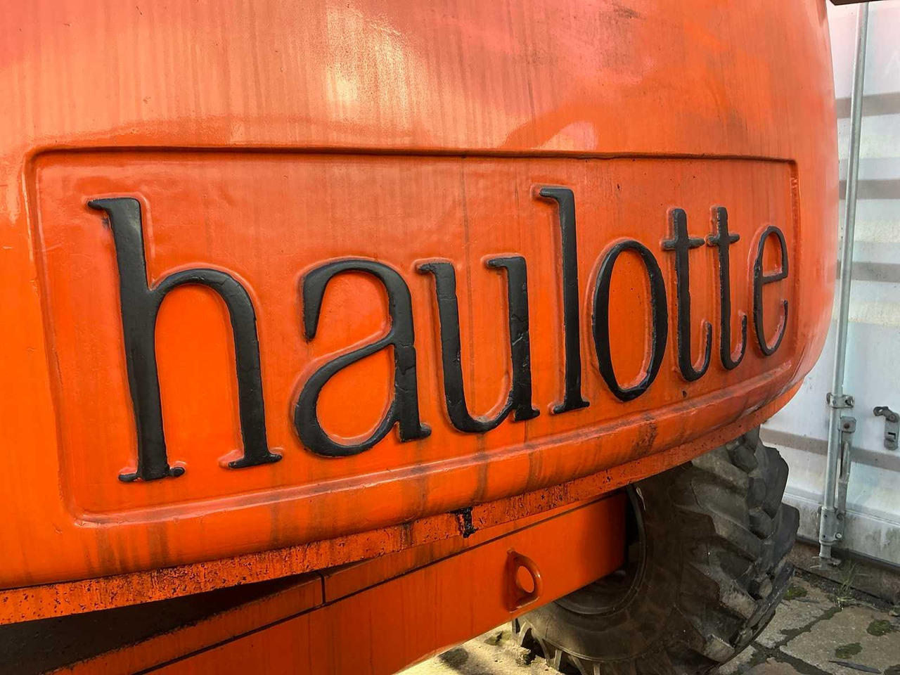 HAULOTTE 2000 HAULOTTE H25TPX AERIAL WORK PLATFORMS - Nacelle: photos 2 HAULOTTE 2000 HAULOTTE H25TPX AERIAL WORK PLATFORMS - Nacelle: photos 2