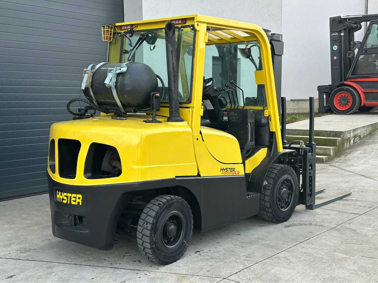 HYSTER - H4.0FT - FORKLIFT TRUCKS - 2010 - Chariot élévateur: photos 4 HYSTER - H4.0FT - FORKLIFT TRUCKS - 2010 - Chariot élévateur: photos 4